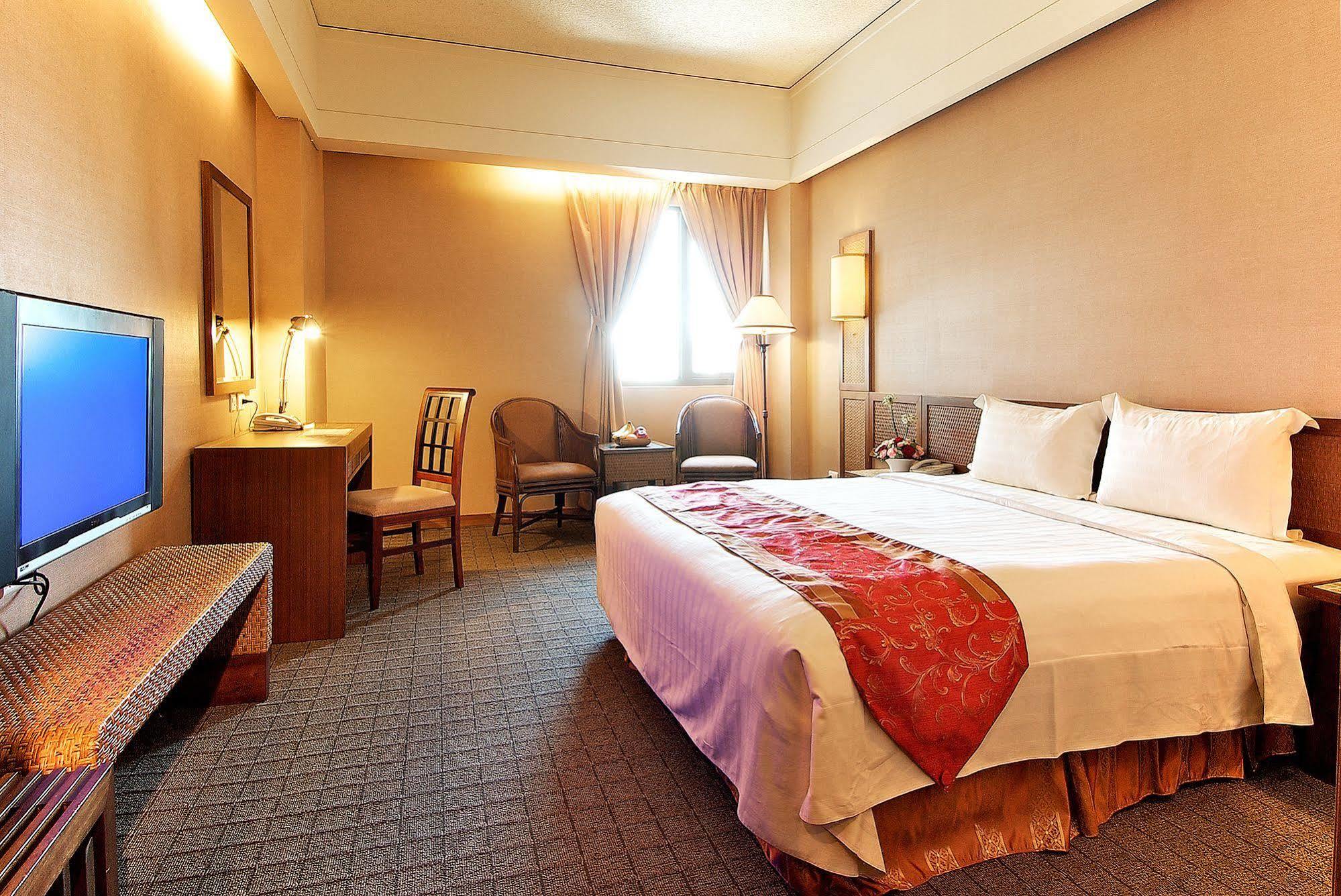 Jia Hsin Garden Hotel Tainan Eksteriør billede